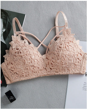 Lace gathered bra